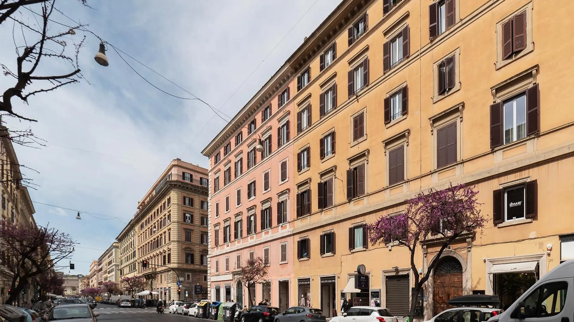 Castel Sant'Angelo Elegant Chic Apartment Rome