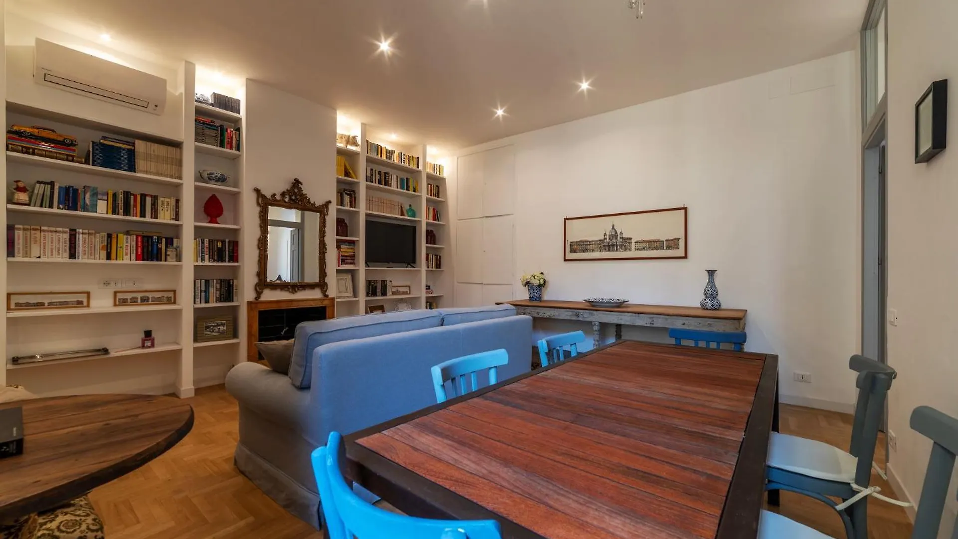 Castel Sant'Angelo Elegant Chic Apartment Rome Italy