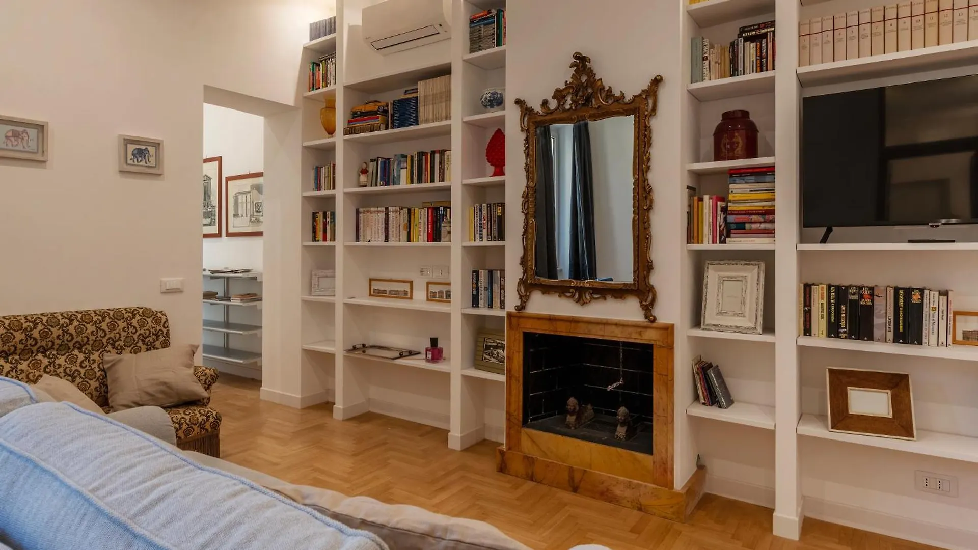 Castel Sant'Angelo Elegant Chic Apartment Rome